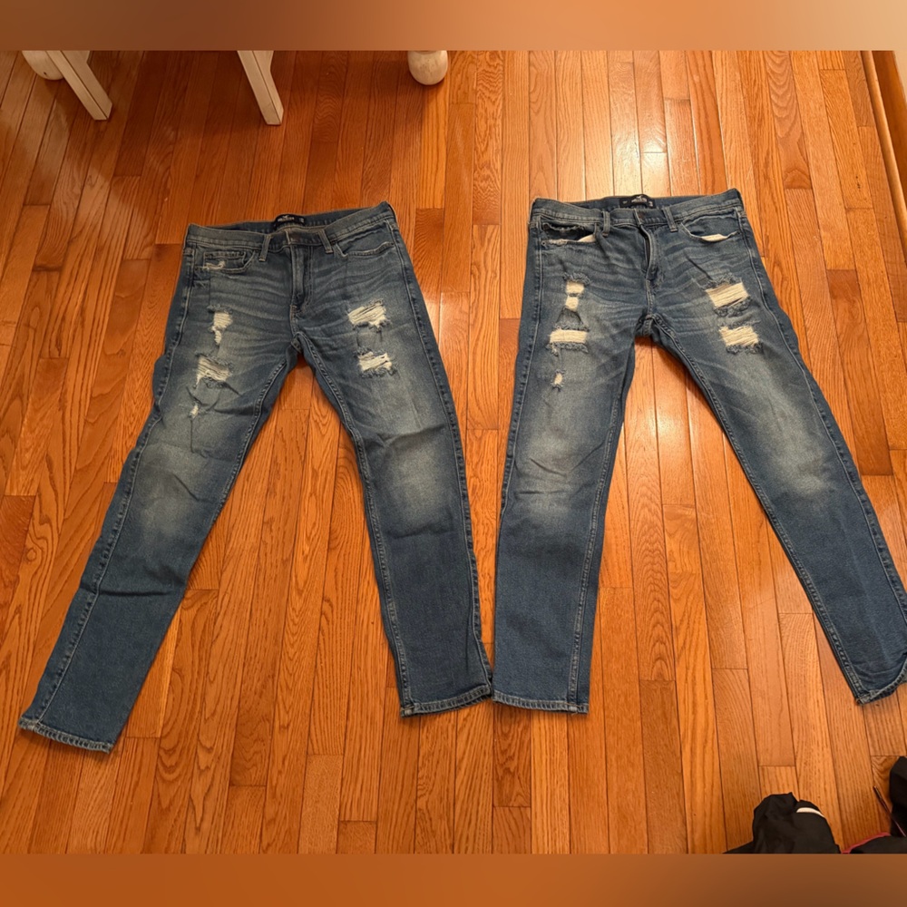 Men's Hollister Distressed Jeans - Lot of 2 - Size 32x32 Skinny
